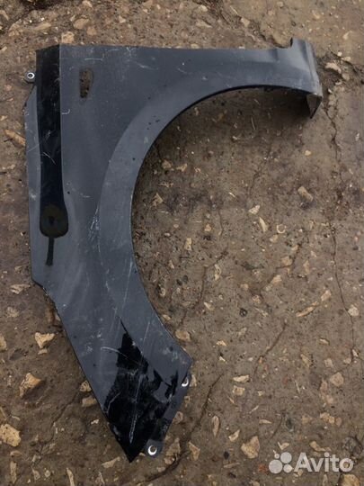 Крыло переднее левое на Hyundai Solaris 2