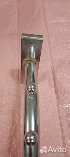 Кронштейн для плечиков