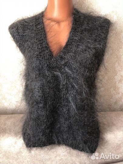 Жилет пуховый женский