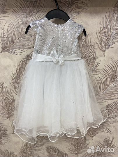 Нарядное платье для девочки
