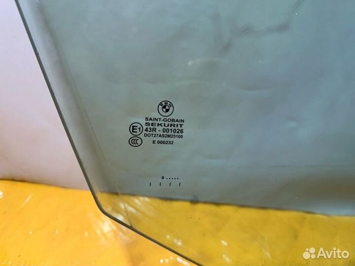 Стекло переднее правое Bmw 7 F01 F02