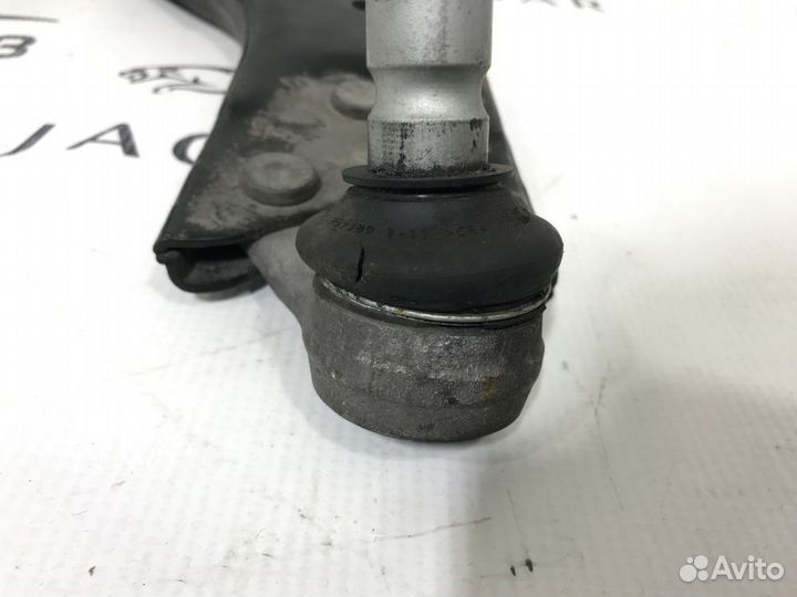 Рычаг передний правый Volvo V40 I Cross Country