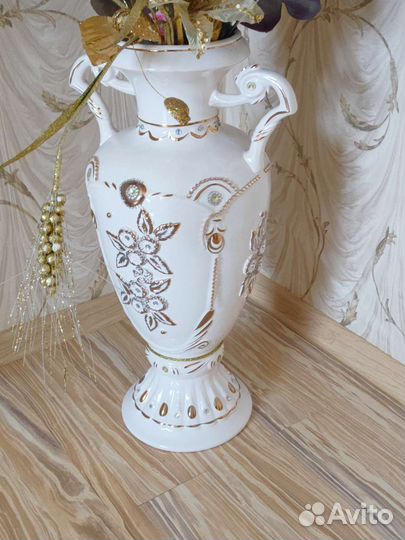 Ваза напольная с цветами