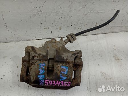 Суппорт передний левый