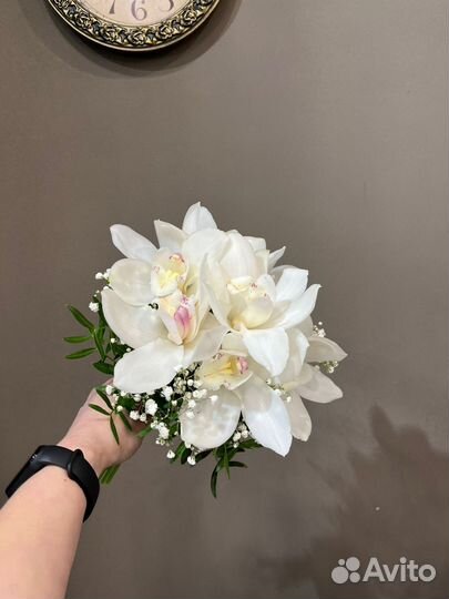 Букет невесты с орхидеями