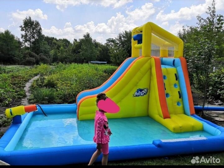 Надувная водная горка с бассейном