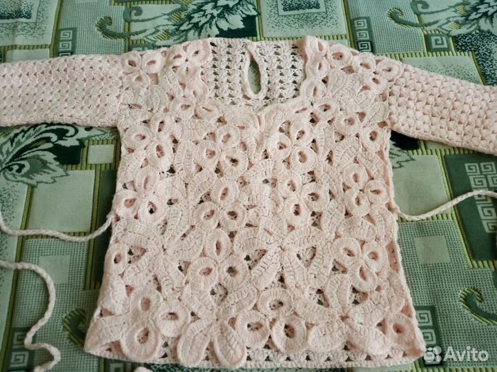 Вязанный костюмчик на девочку, 4-6 лет