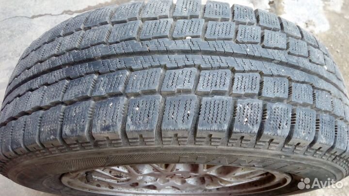 R14 Hankook IceBear W604 185/65, PCD 4x114.3 DIA 80
