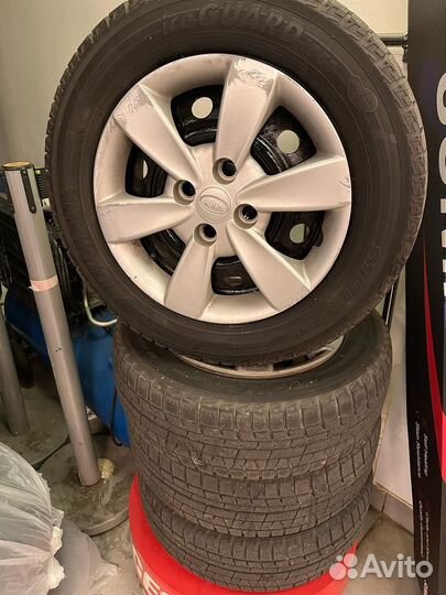 R14 Yokohama Ice Guard IG50 175/70, PCD 4x100 DIA 54.1
