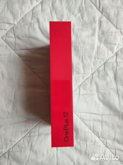 OnePlus 12, 16/512 ГБ