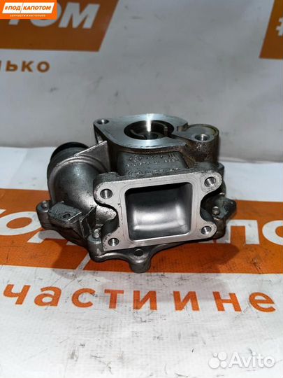 Водяная помпа BMW 3 E90 2009 11517515778