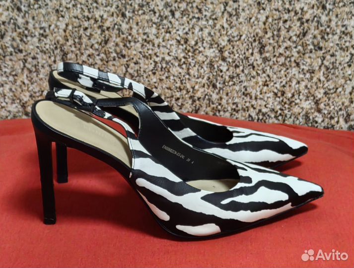 Слингбэки Эконика 38