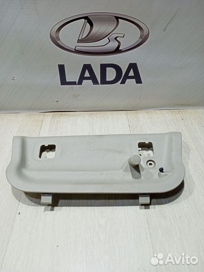 Кронштейн LADA largus ларгус Прав