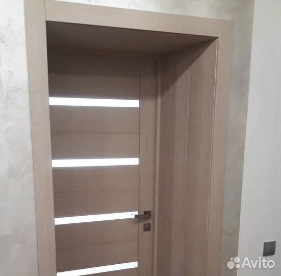 Установка межкомнатных дверей