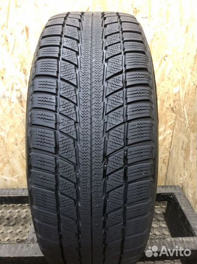 Triangle TR777 235/60 R18 103H