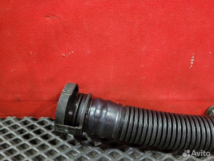 Маслозаливная горловина Volvo FH