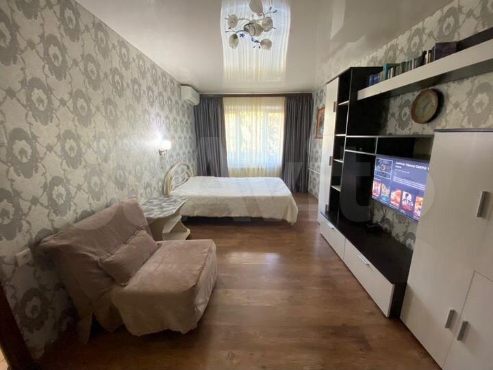 Комната 47 м² в 2-к., 5/5 эт.