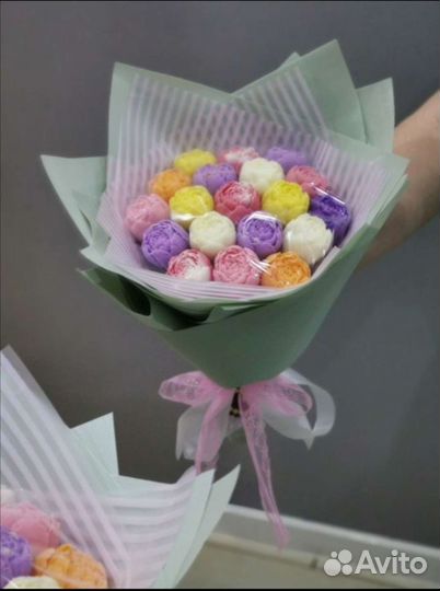 Букет из шоколадных пионов