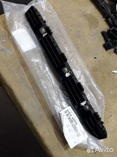 2012-18 Сид крепление заднего бампера правое Ceed