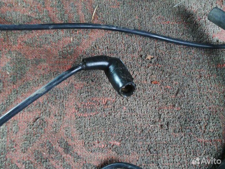 Трубка вентиляции клапанной крышки Форд Фокус 1