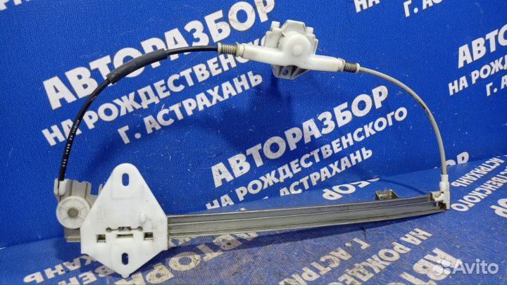 Задний правый стеклоподъемник Renault Megane 1