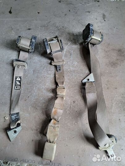 Ремень безопасности задний на Jaguar s-type