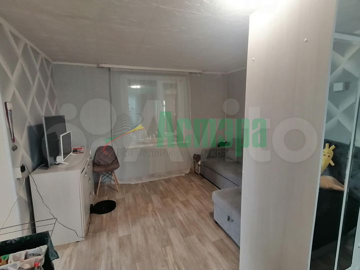 Дом 32,3 м² на участке 10 сот.