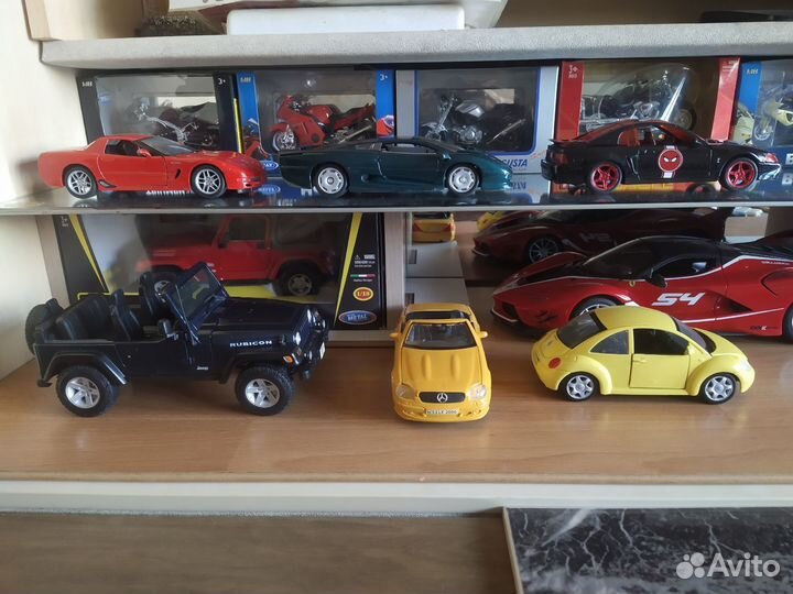 Модель 1:24 Jaguar XJ 220 и другие