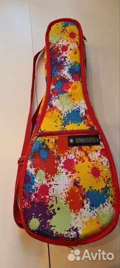 Укулеле с чехлом