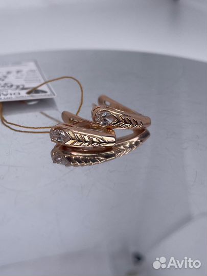 Золотые серьги 4.24 гр