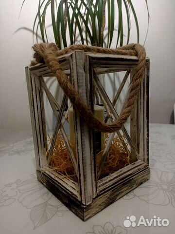 Подсвечник в виде морского фонаря