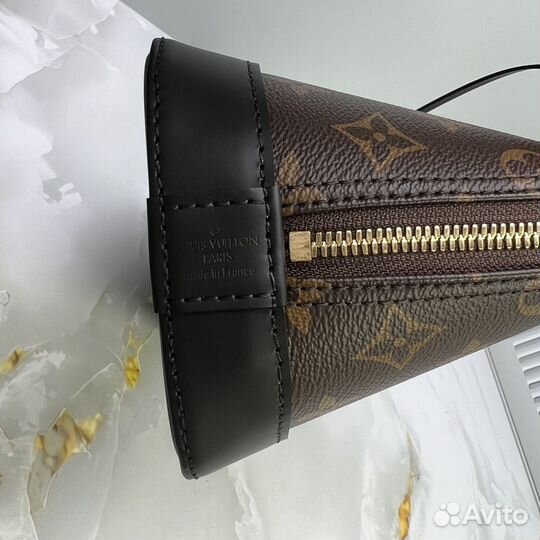 Сумка Louis Vuitton Alma BB