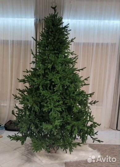 Елка искусственная