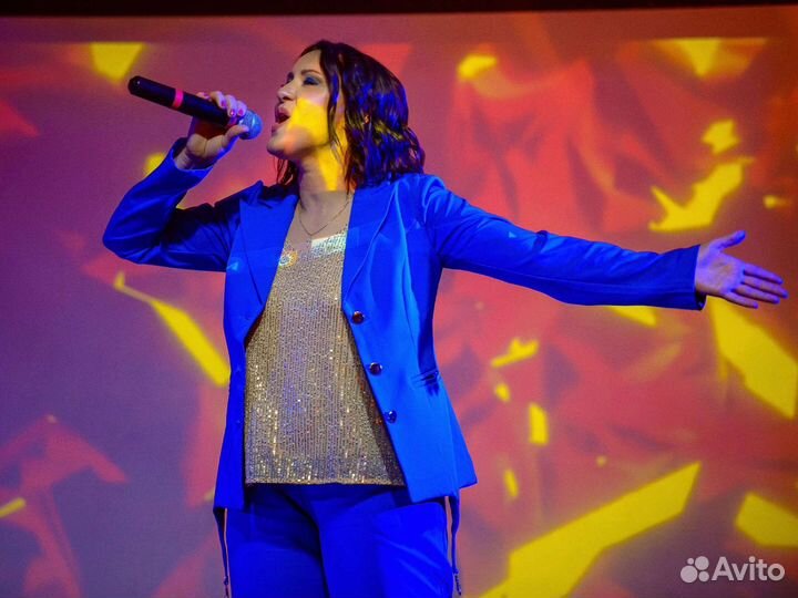 Певицы, вокалисты на праздник