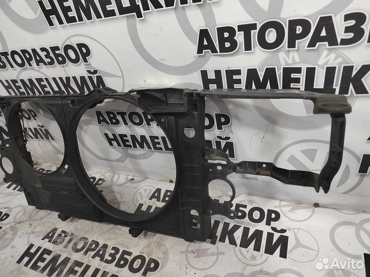 Передняя панель Audi A8 D2
