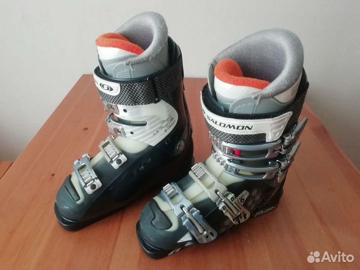 Горнолыжные ботинки salomon