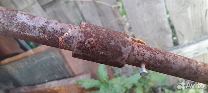 Плуг окучник ручной