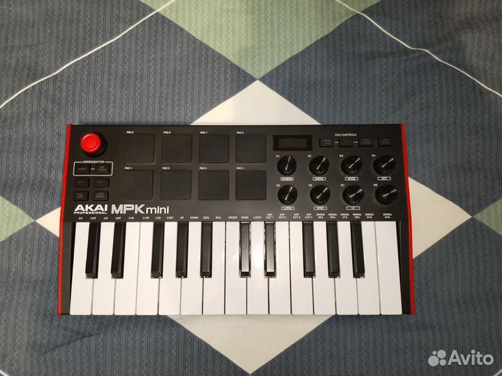 Akai MPK mini mk3