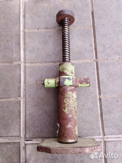 Домкрат СССР