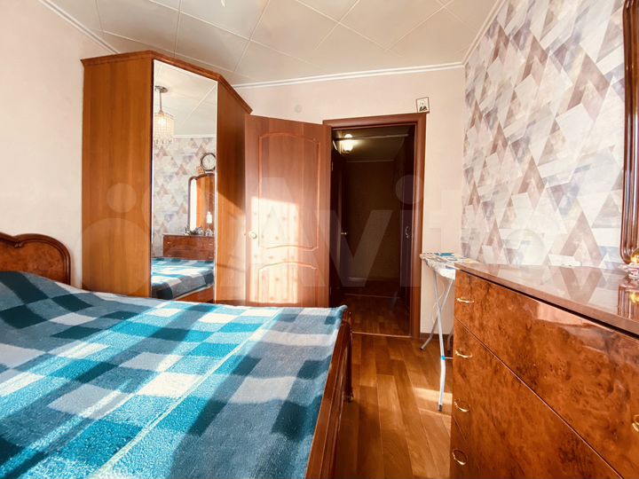 3-к. квартира, 60 м², 2/5 эт.