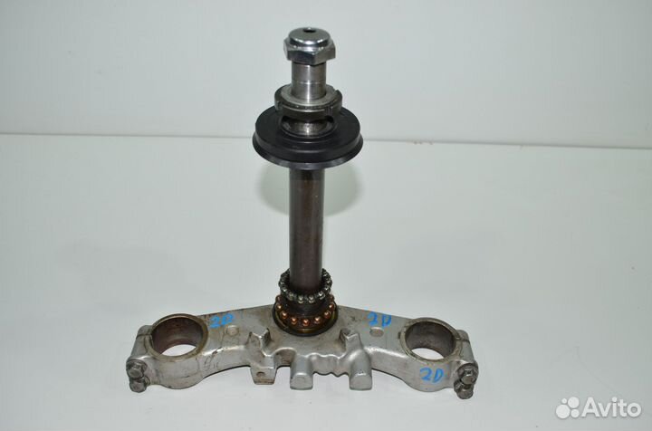 Траверса нижняя Suzuki SV650S