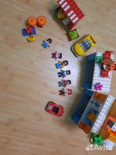 Lego duplo 2набора семейный дом и фермерский рынок