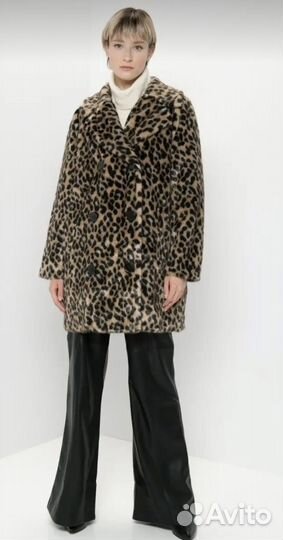 Меховое пальто