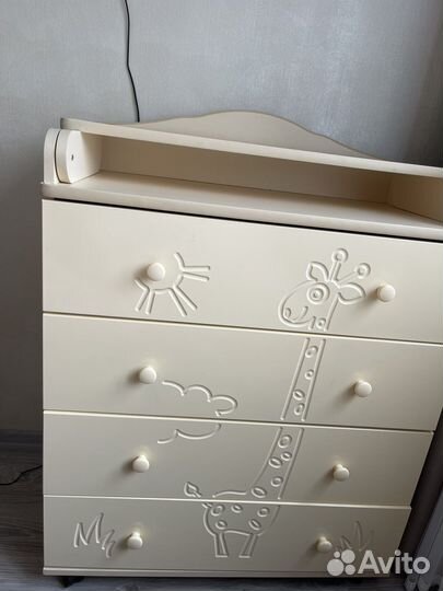 Пеленальный столик комод