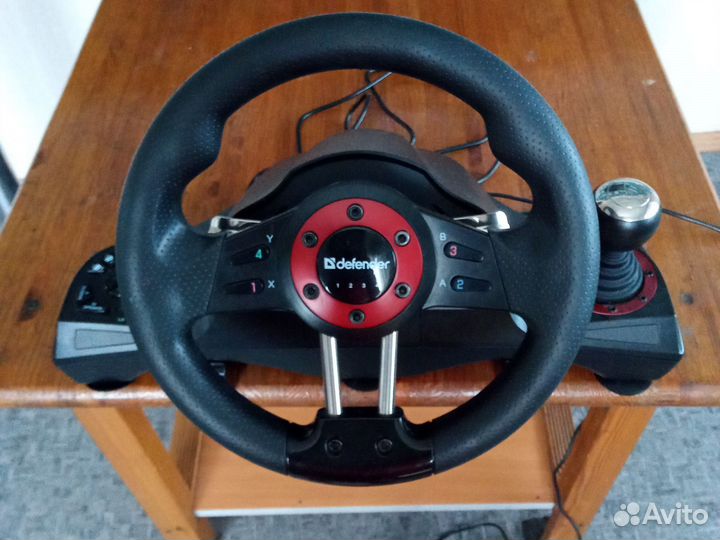 Игровой руль с педалями для приставки