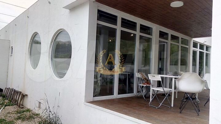 Коттедж 350 м² на участке 25 сот.