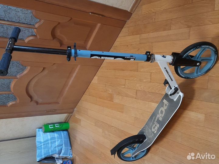Самокат Novatrack Polis 230mm