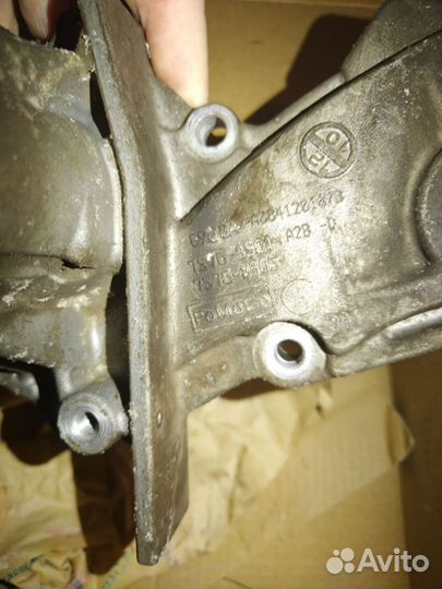 Помпа на ford Focus 3