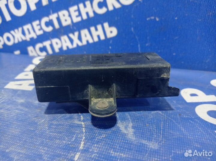 Блок управления центральным замком Daewoo Nexia