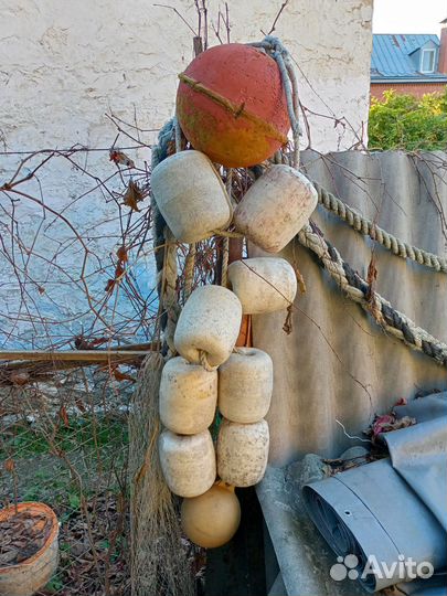 Буйки балберы морские